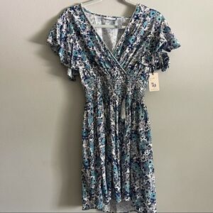 NWT Sincerely Jules floral dress size small